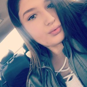 Meet your Posher, Carley